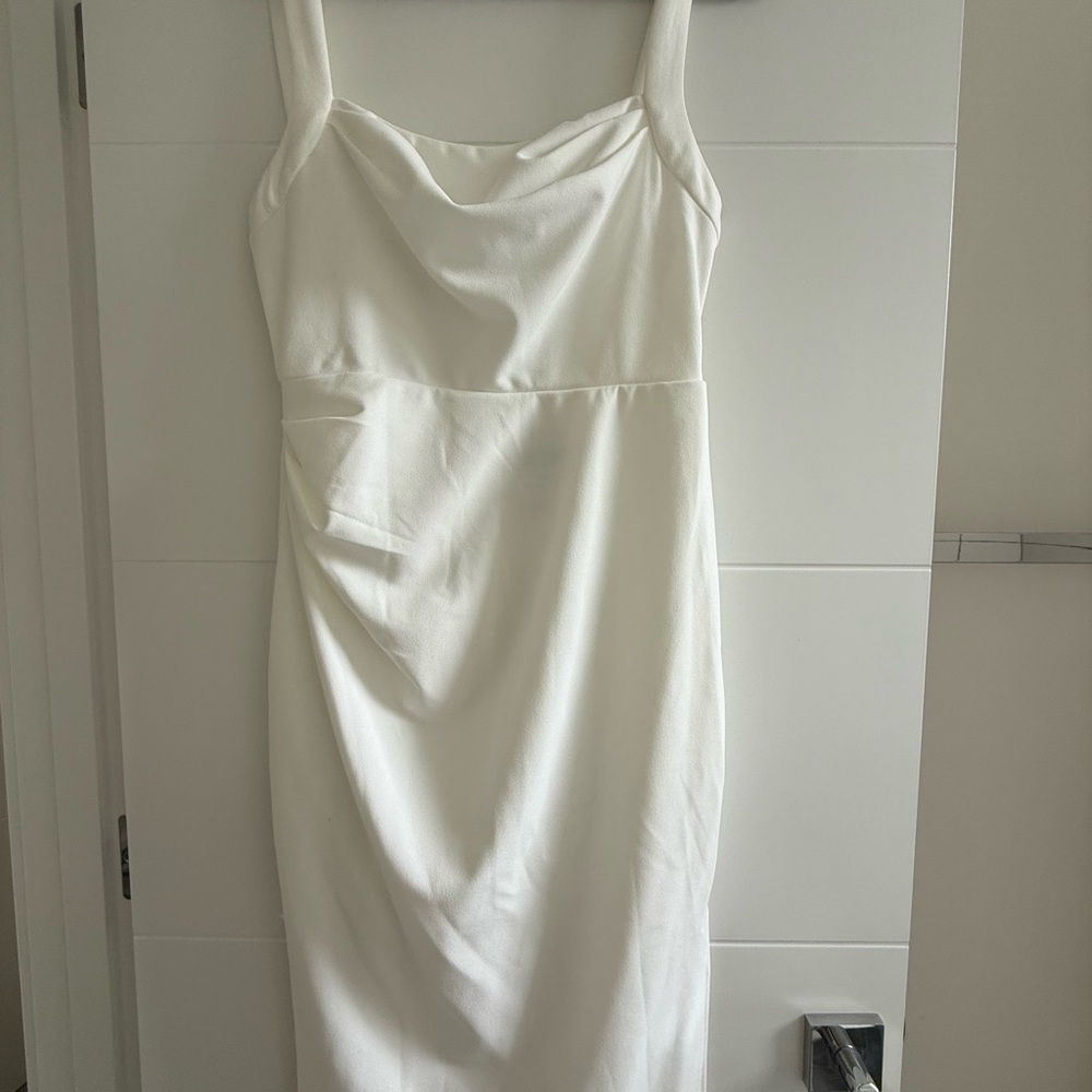 NWT Selfie Leslie White Sheath Midi Dress